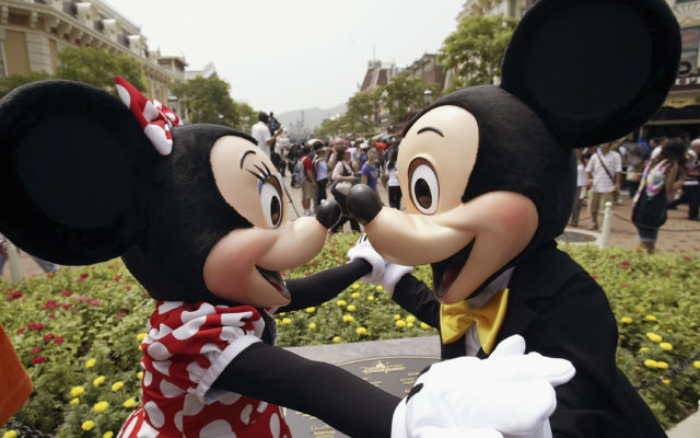 Disneyland & Disney World Requiring Masks